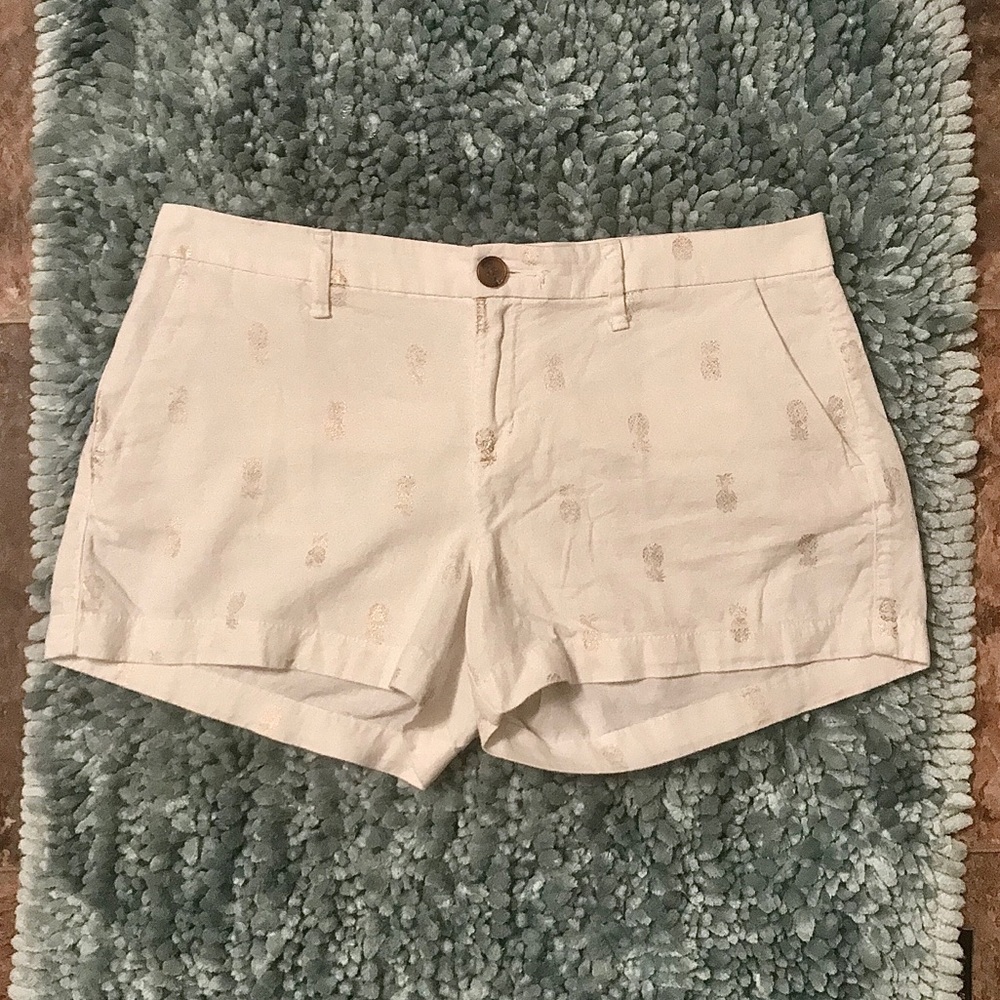 Old Navy Linen Shorts w/ Gold Pineapples🍍🍍